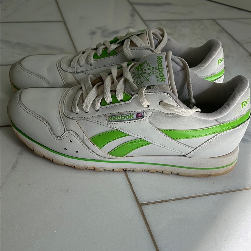 Reebok Classic  White and Lime Green Sneakers